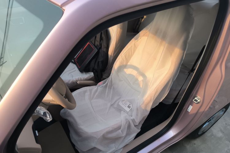 吉利银河 2024款 熊猫mini 200km 耐力熊中控内饰19