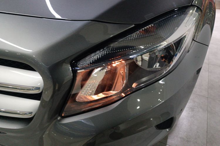 奔驰GLA 2016款 GLA 200 动感型局部细节36