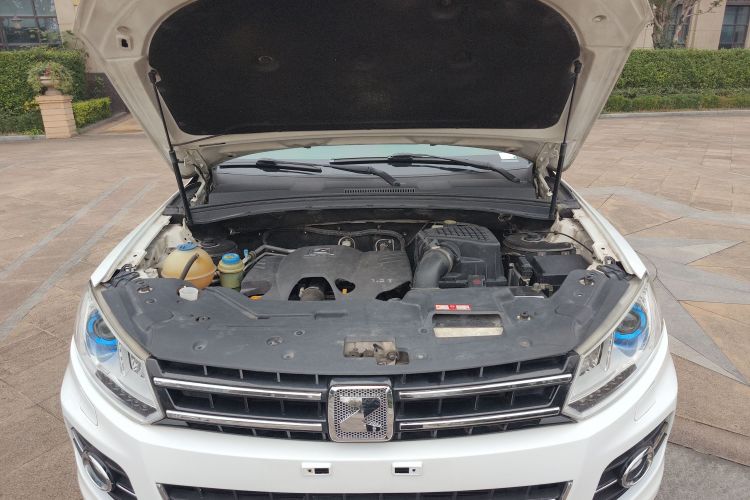 众泰T600 2016款 1.5T 手动旗舰型机舱底盘24