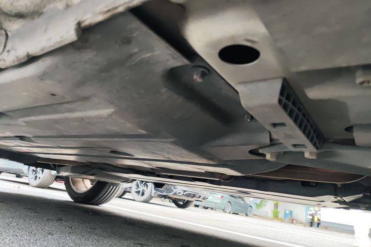 领克01 2017款 2.0T 两驱型Pro版局部细节9001