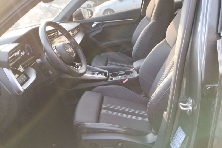 奥迪A3 2024款 Sportback 35 TFSI 时尚运动型中控内饰19