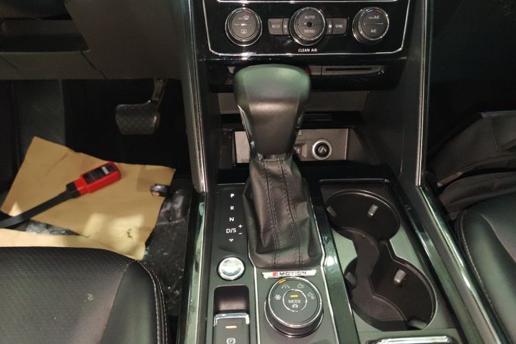 大众 途昂 2017款 380TSI 四驱舒适版中控内饰18