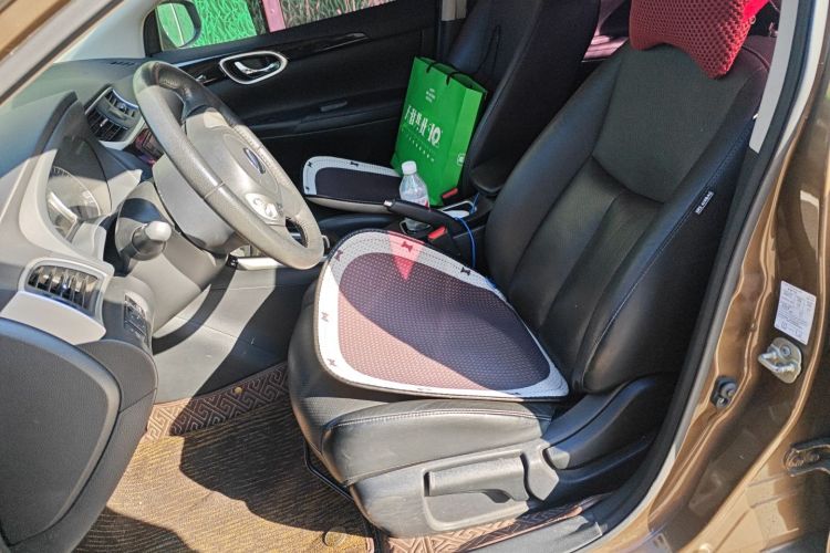 日产 轩逸 2018款 1.6XV CVT尊享版局部细节19