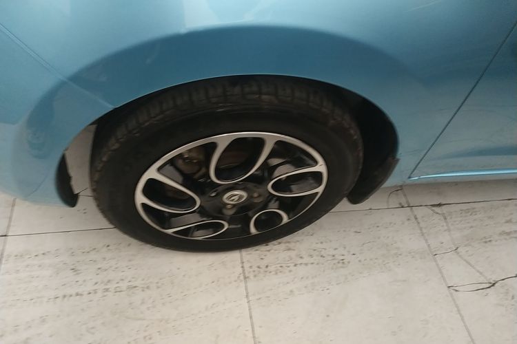 长安欧尚 奔奔E-Star 2021款 国民版 心悦版 磷酸铁锂（31.86kWh）车身外观6007