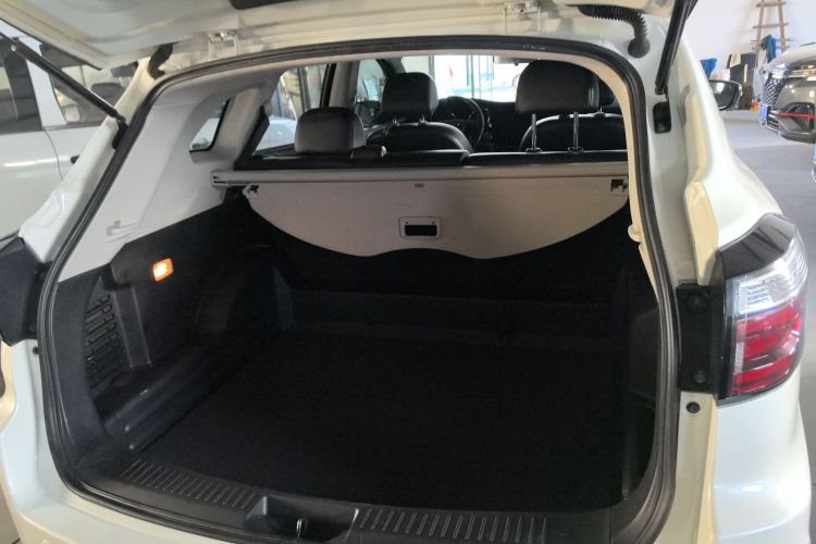 启辰T70 2019款 1.4T 手动睿享版机舱底盘23