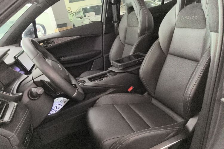 领克06 2020款 1.5T 劲Pro局部细节19