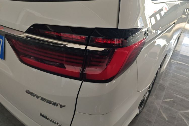 本田 奥德赛 2024款 2.0L e:HEV 锐·智享版车身外观9