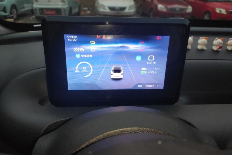 五菱汽车 五菱缤果 2023款 203km 轻享款中控内饰14