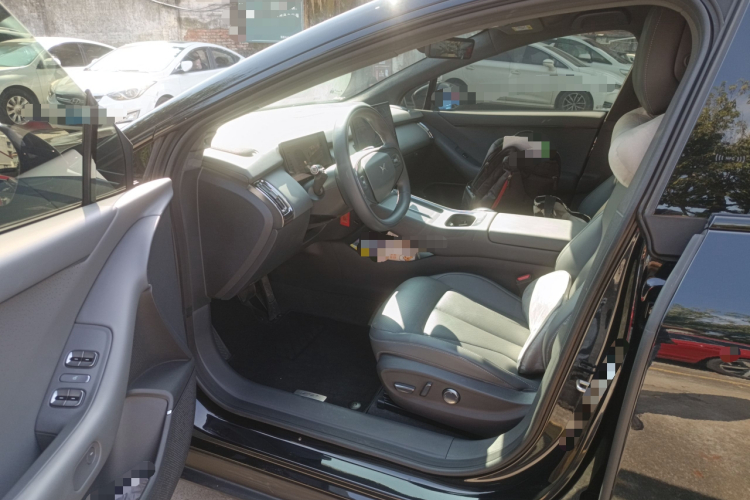 小鹏P7+ 2024款 超长续航 Max中控内饰20