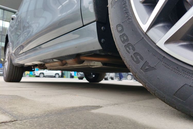 比亚迪 秦PLUS 2023款 冠军版 DM-i 120KM卓越型局部细节9001