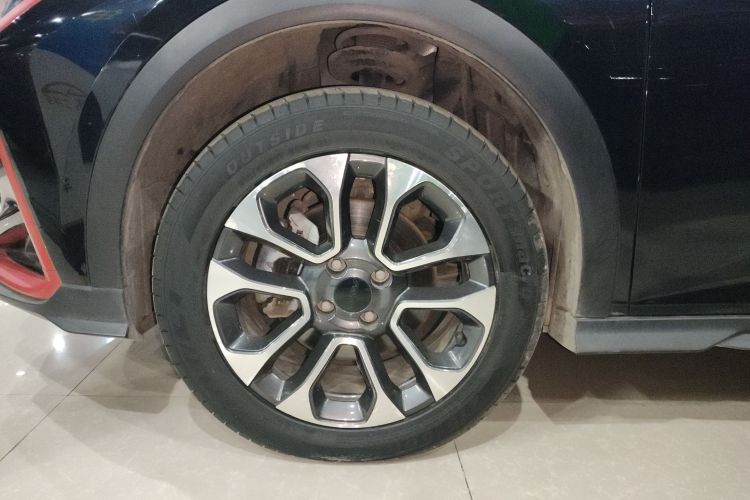 东风风神 奕炫GS 2021款 230T 自动追曜武士版车身外观6007