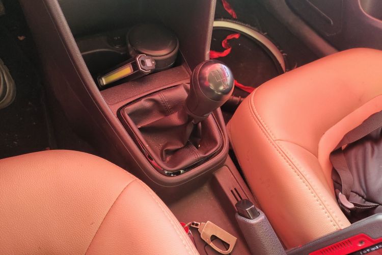 大众 捷达 2015款 质惠版 1.6L 手动时尚型局部细节18