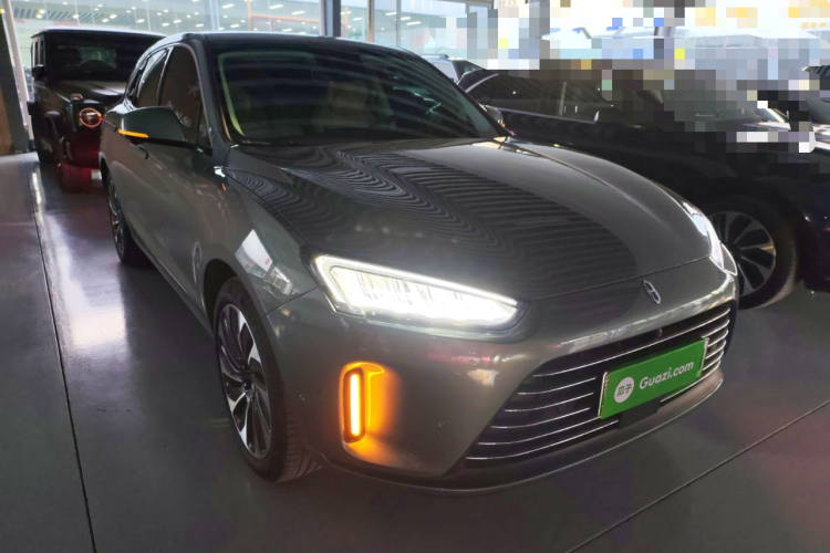 鸿蒙智行 问界M5 2022款 增程后驱标准版车身外观3