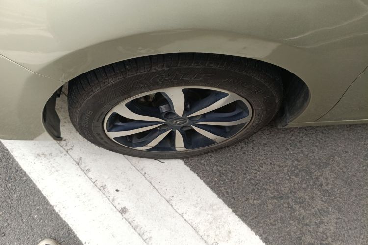 雪铁龙 C4世嘉 2018款 1.6L 自动豪华型车身外观6007