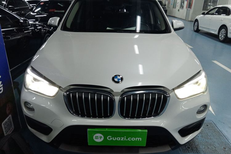 宝马X1 2018款 sDrive20Li 领先型车身外观6001