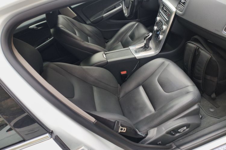 沃尔沃S60 2017款 S60L T4 智远版局部细节41