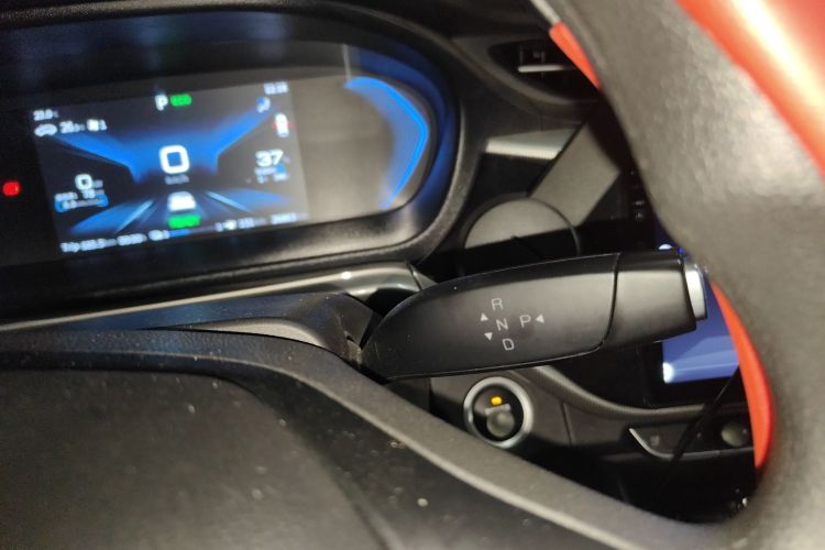 奇瑞新能源 艾瑞泽e 2024款 405km 出行版中控内饰18