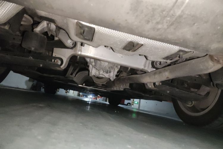 宝马5系 2022款 改款 525Li 豪华套装局部细节9009