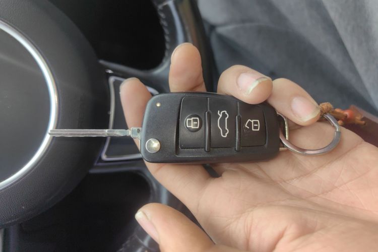 奥迪A3 2014款 Sportback 35 TFSI 自动舒适型中控内饰11