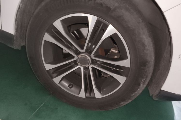 宝沃BX7 2016款 28T 四驱旗舰版 5座车身外观10