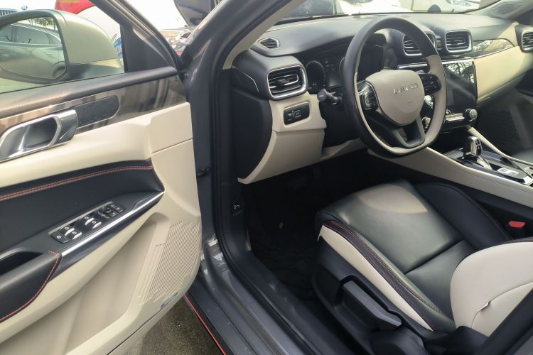 领克02 2019款 1.5T DCT两驱耀版 国VI中控内饰20