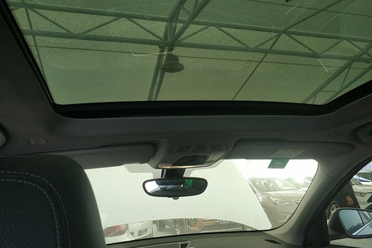 宝马X1 2016款 sDrive20Li 豪华型中控内饰22