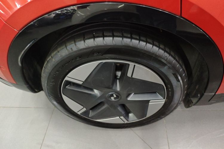 乐道L60 2024款 60kWh 四驱版车身外观6008