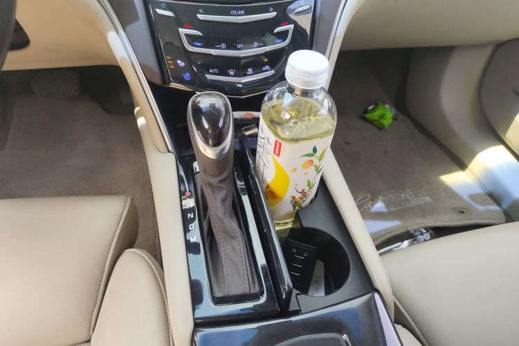 凯迪拉克XTS 2014款 28T 铂金版局部细节18