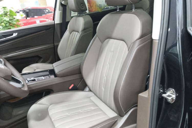 大众 威然 2024款 380TSI 尊驰版中控内饰19