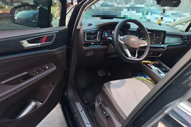 大众 威然 2023款 改款 380TSI 尊贵版中控内饰20