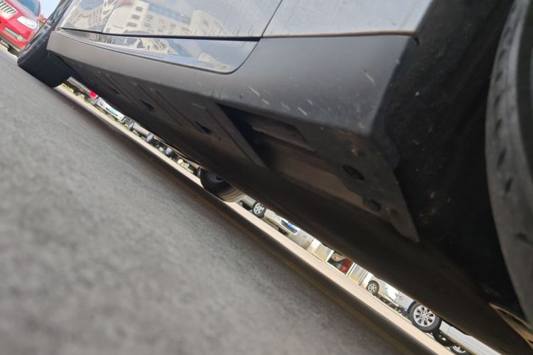 小鹏P7 2020款 670N局部细节9001