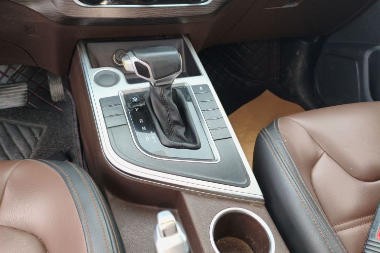 东风风行 风行SX6 2018款 1.6L CVT豪华型中控内饰18