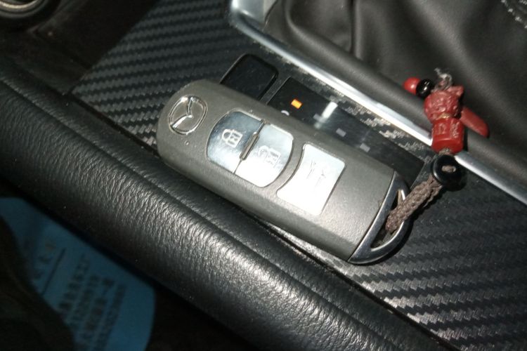 马自达CX-5 2020款 改款 2.0L 自动两驱智尊型中控内饰11