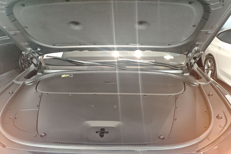 理想汽车 理想ONE 2020款 增程6座版局部细节24