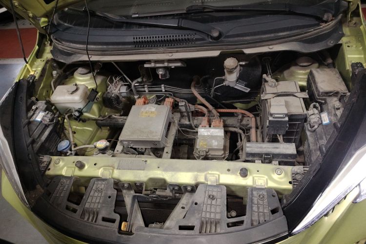 长安欧尚 奔奔E-Star 2020款 心动版 三元锂局部细节24