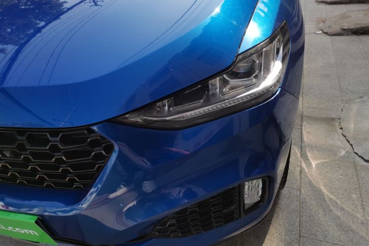 魏牌 VV6 2018款 2.0T 两驱超豪型 国V局部细节36