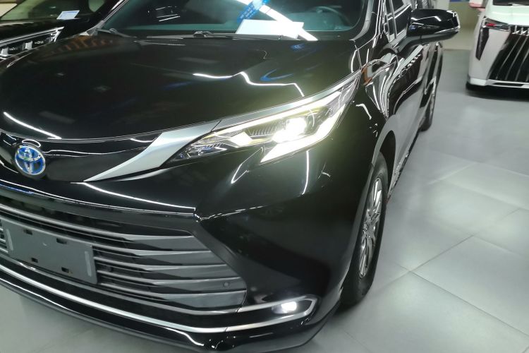 丰田 赛那SIENNA 2021款 2.5L混动 尊贵版局部细节36
