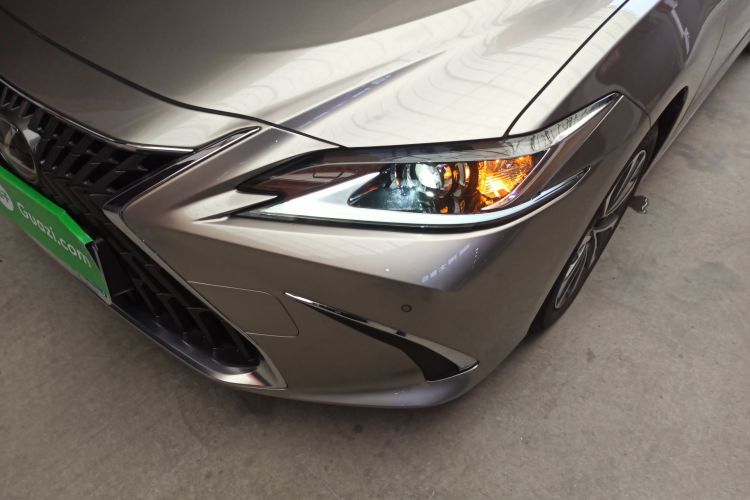 雷克萨斯ES 2023款 200 卓越版局部细节36