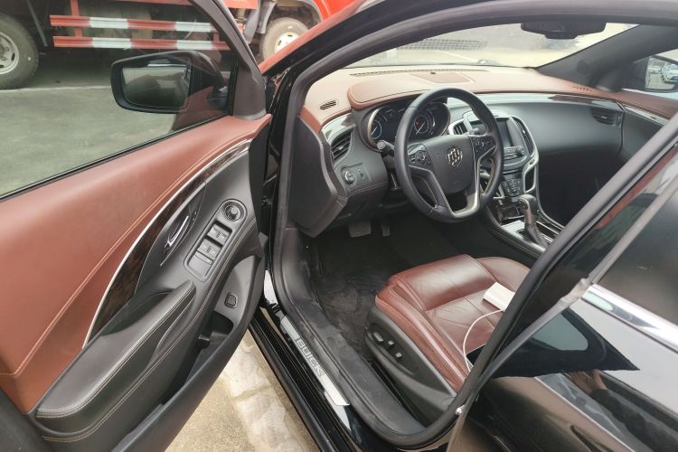 别克 君越 2014款 2.0T SIDI 精英技术型中控内饰7003