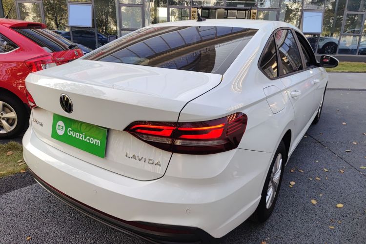 大众 朗逸 2023款 改款 1.5L 自动得逸版车身外观7