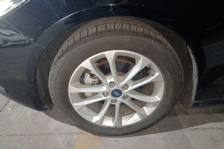 福特 蒙迪欧 2018款 EcoBoost 180 智控时尚型 国VI车身外观6007