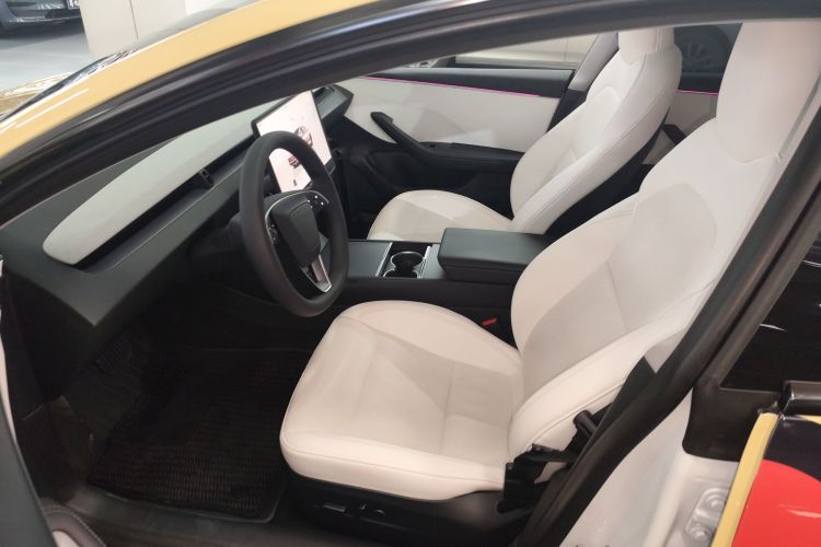 特斯拉 Model 3 2023款 后轮驱动版局部细节19