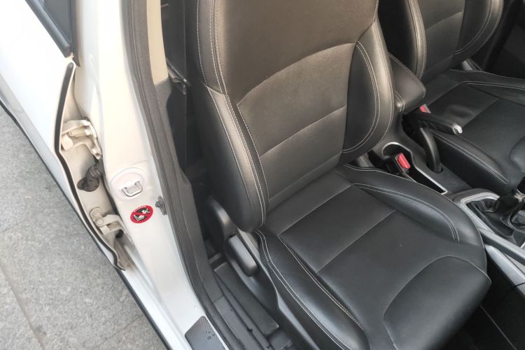 吉利汽车 远景X3 2017款 1.5L 手动精英型局部细节41