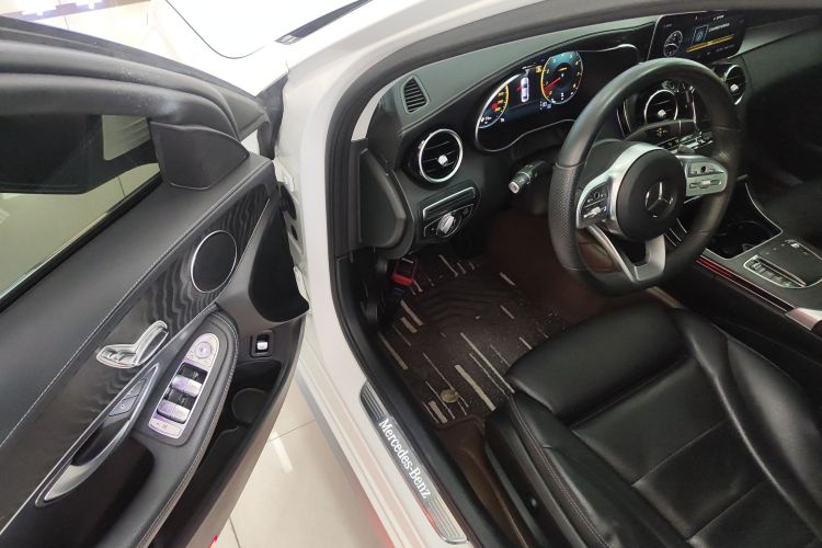 奔驰C级 2020款 改款 C 200 L 时尚型运动版中控内饰20