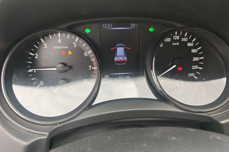 日产 奇骏 2021款 2.0L CVT 2WD XL Premium智联尊享版局部细节14