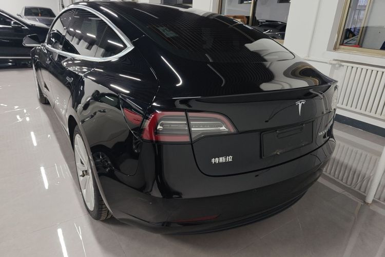 特斯拉 Model 3 2019款 标准续航后驱升级版车身外观6