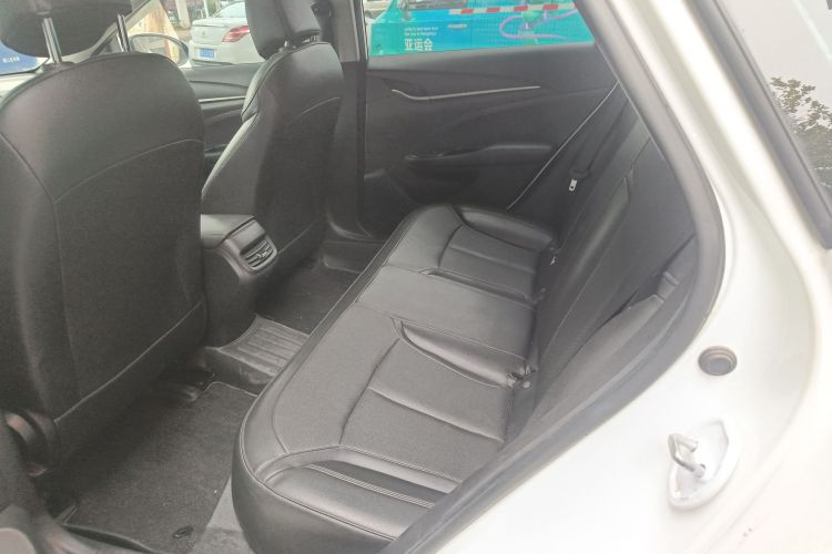 别克 英朗 2021款 改款 典范 1.5L 自动精英型中控内饰7004