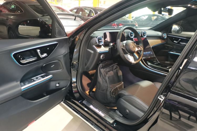 奔驰C级 2022款 C 260 L中控内饰20