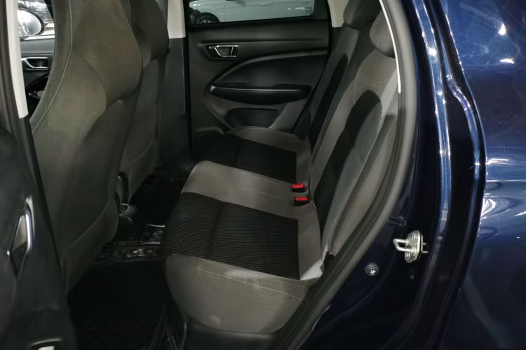 零跑汽车 零跑T03 2021款 400轻享版 三元锂中控内饰7004