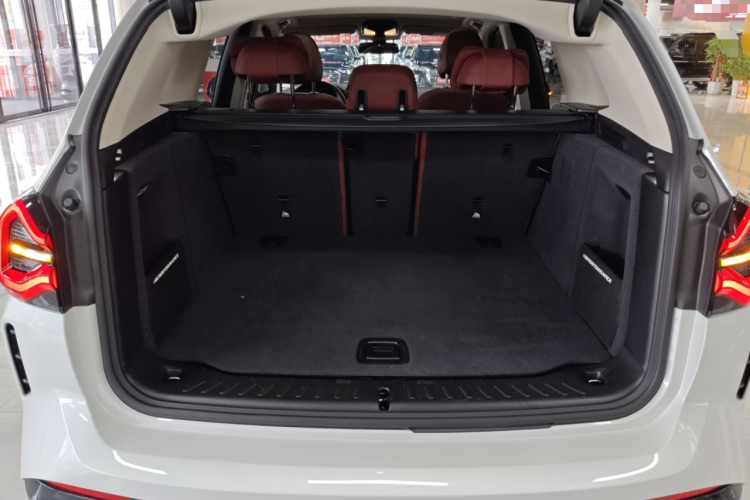 宝马X3 2023款 xDrive30i 领先型 M曜夜套装局部细节23